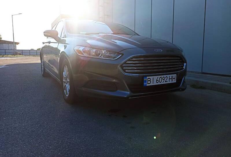 Ford Fusion SE 2013