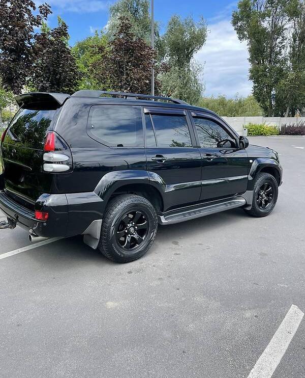 Toyota Land Cruiser Prado 120 2005