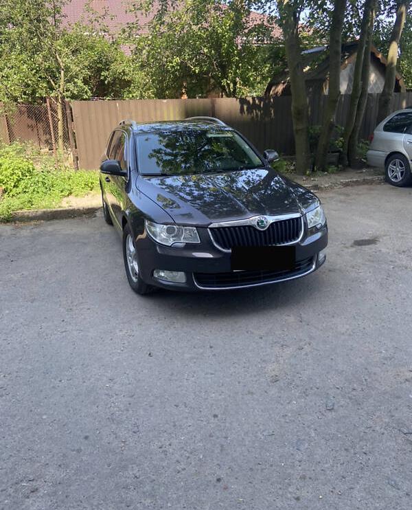 Skoda Superb 2010
