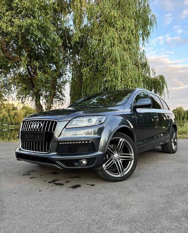 Audi Q7 2011