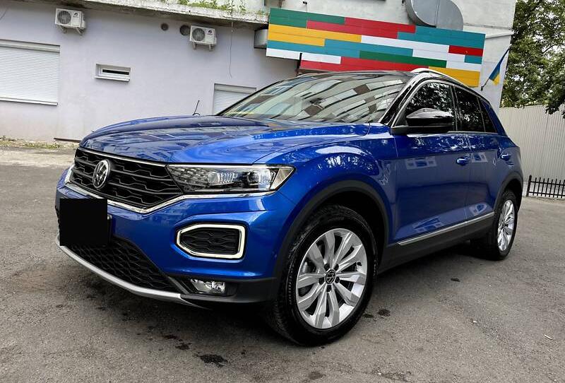 Volkswagen T-Roc   2021