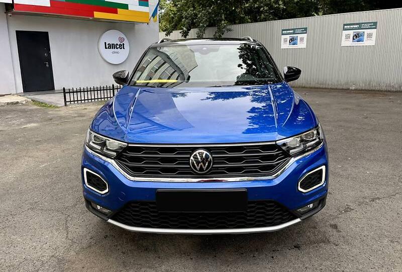 Volkswagen T-Roc   2021