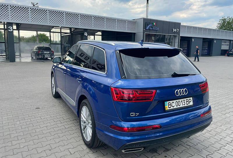 Audi Q7 2016