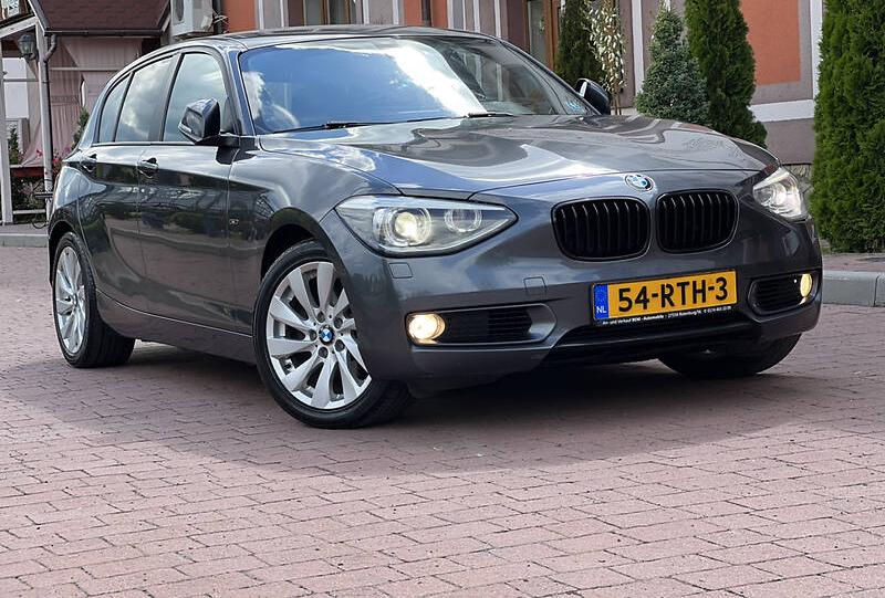 BMW 120 URBAN 135 kW 2011