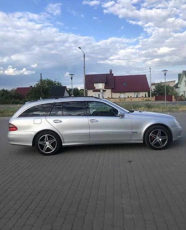 Mercedes-Benz E 320 2008