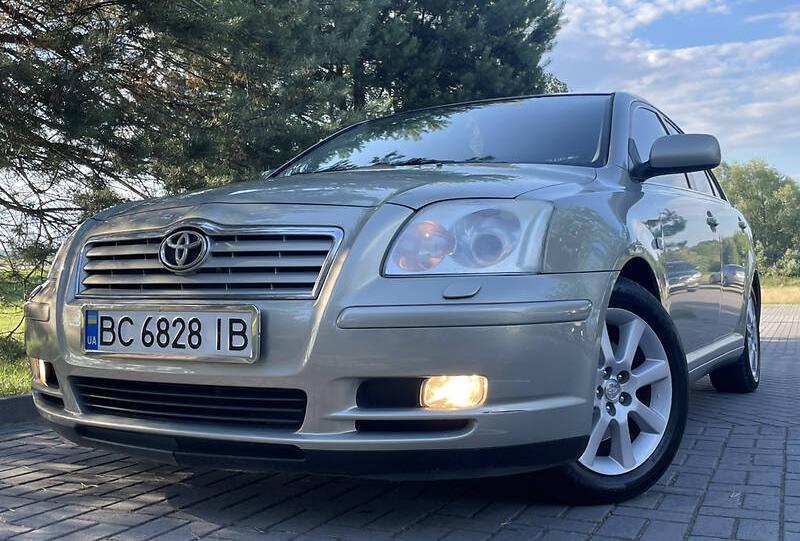 Toyota Avensis 2004