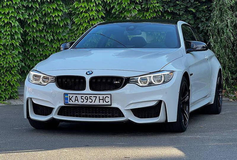 BMW M4 2015