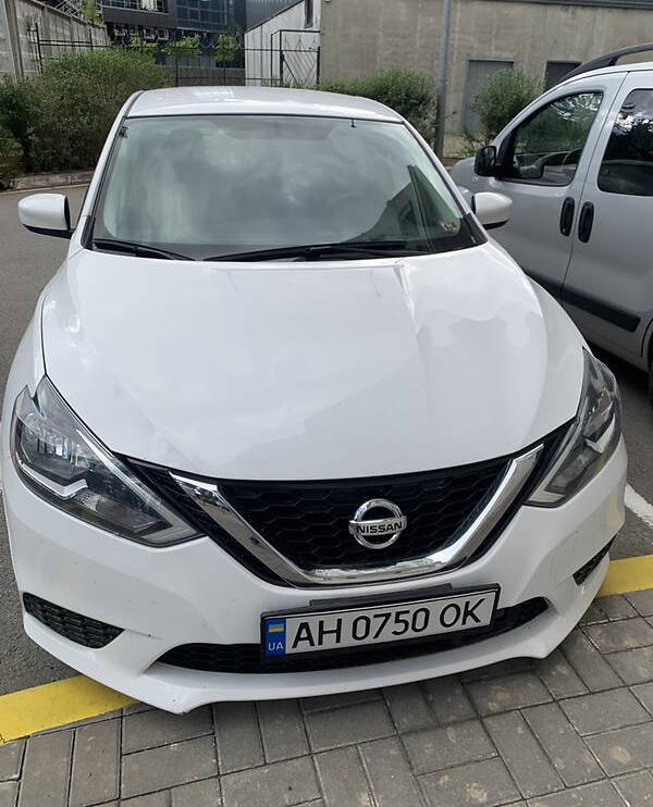 Nissan Sentra 2018