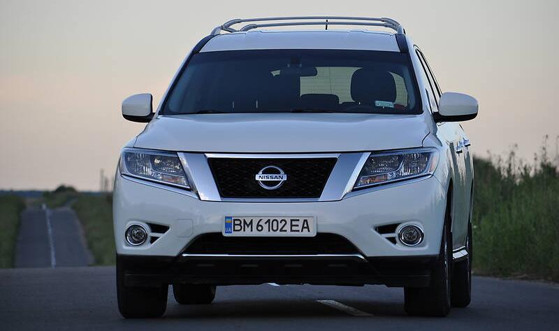 Nissan Pathfinder 4 WD 2015
