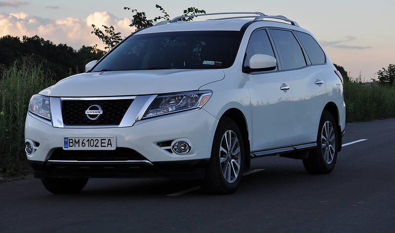 Nissan Pathfinder 4 WD 2015