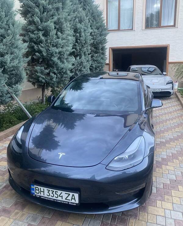 Tesla Model 3 2021