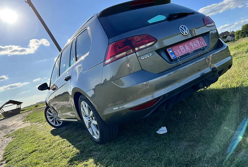 Volkswagen Golf VII HiGhLine 2016