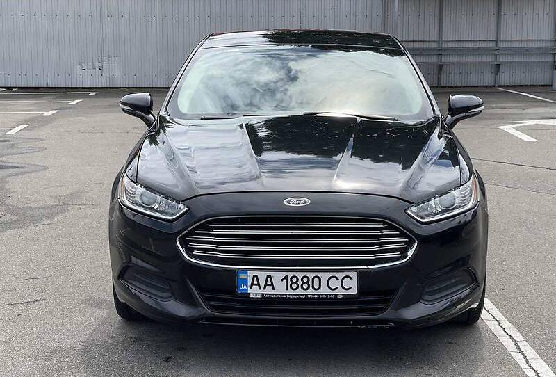 Ford Fusion SE 2013