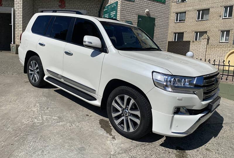 Toyota Land Cruiser 200 2018