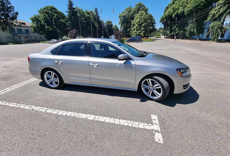 Volkswagen Passat B7 SE 2014