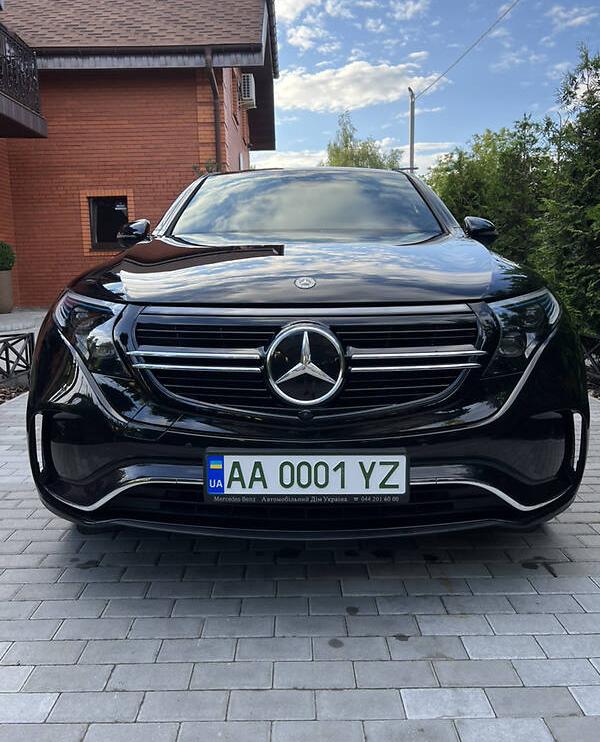 Mercedes-Benz EQC 2020