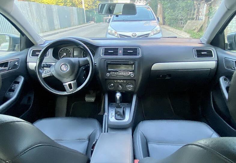 Volkswagen Jetta 1.8 SE  2014
