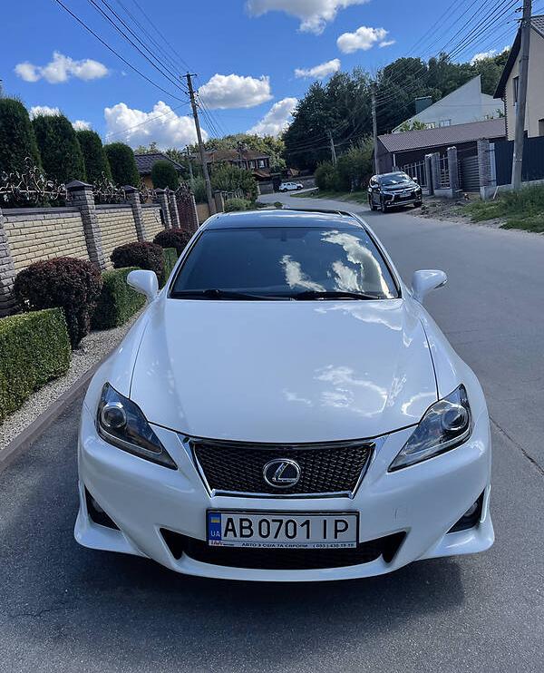 Lexus IS 250 2011