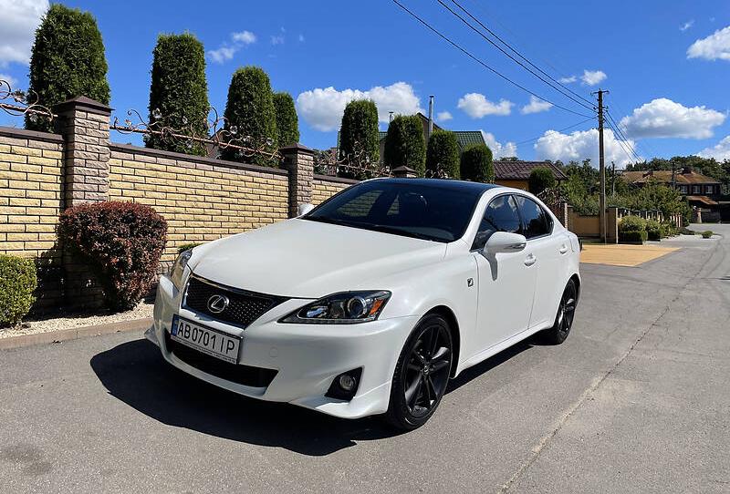 Lexus IS 250 2011