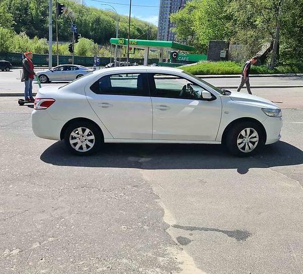 Peugeot 301 2016