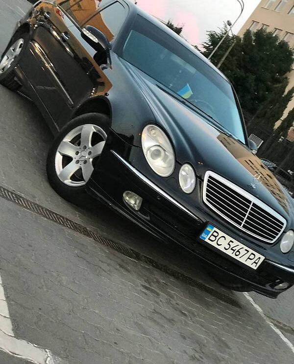 Mercedes-Benz E 200 2003