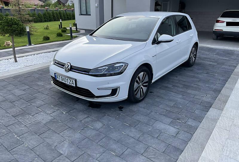Volkswagen e-Golf 2017