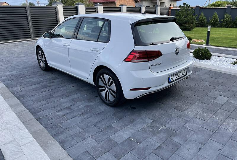 Volkswagen e-Golf 2017