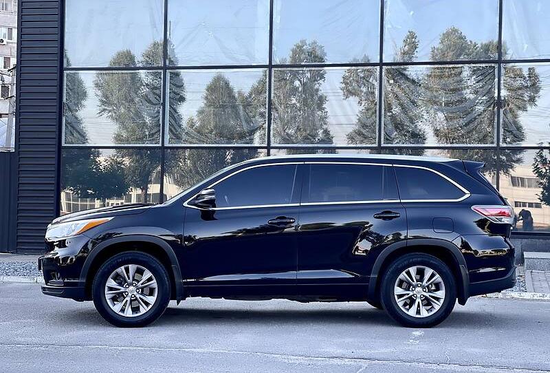 Toyota Highlander PREMIUM 2014