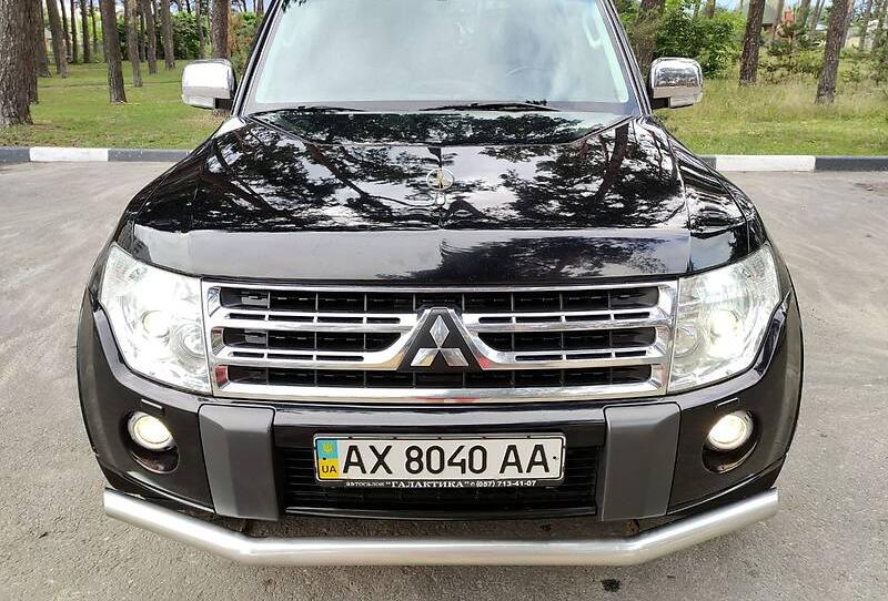 Mitsubishi Pajero 2010
