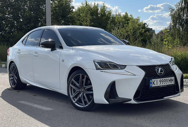 Lexus IS 2015