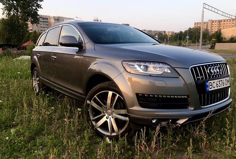Audi Q7 2011