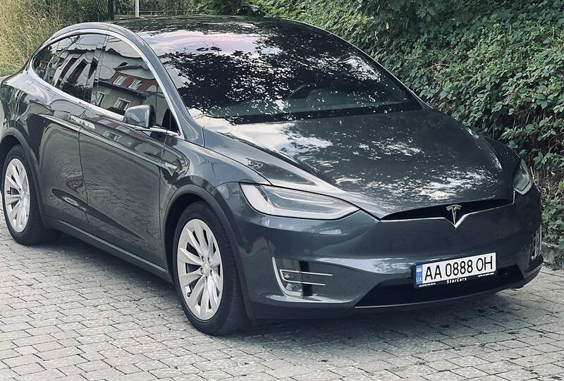 Tesla Model X 2016
