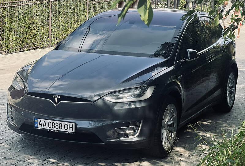 Tesla Model X 2016