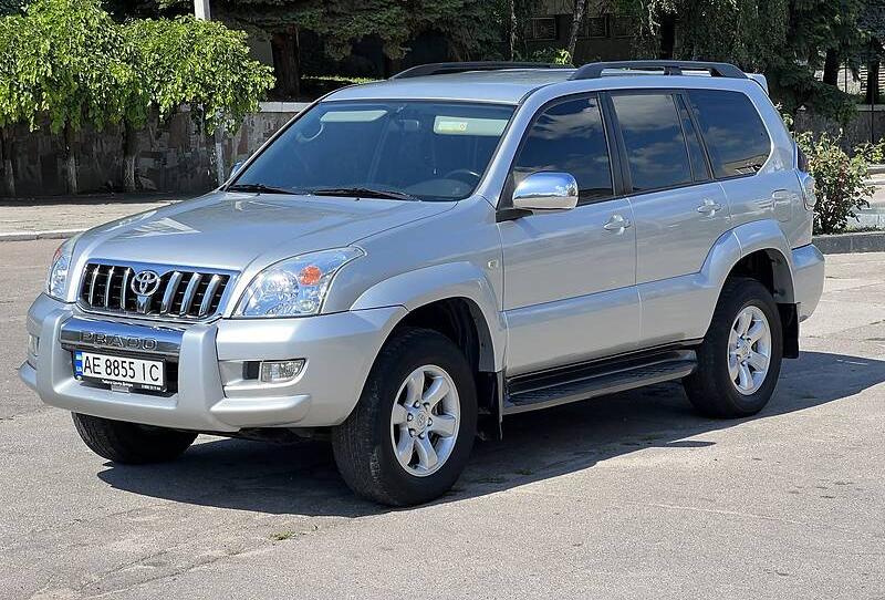Toyota Land Cruiser Prado 120 2005