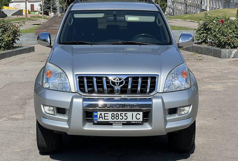 Toyota Land Cruiser Prado 120 2005