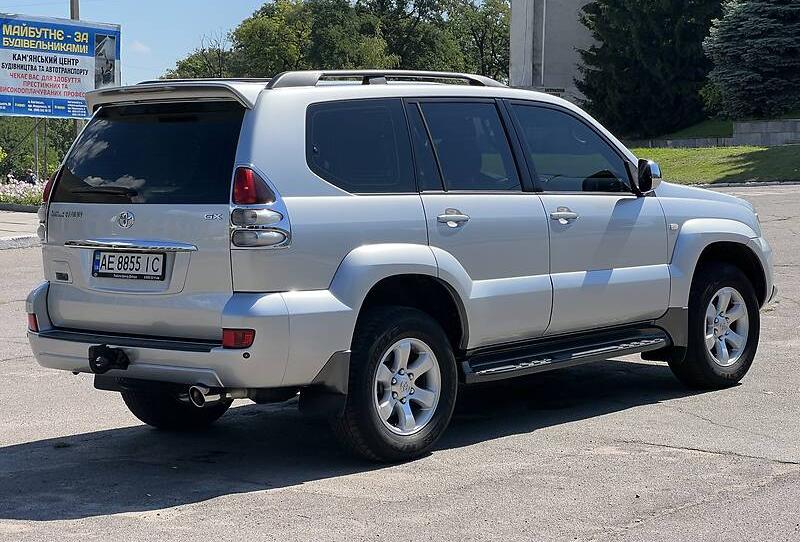 Toyota Land Cruiser Prado 120 2005