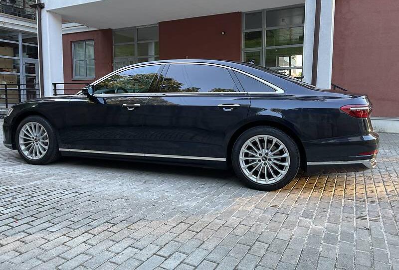 Audi A8 2021