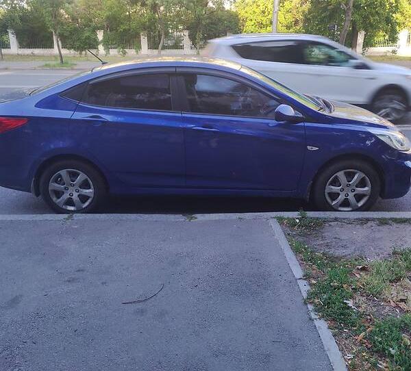 Hyundai Accent 1 2014