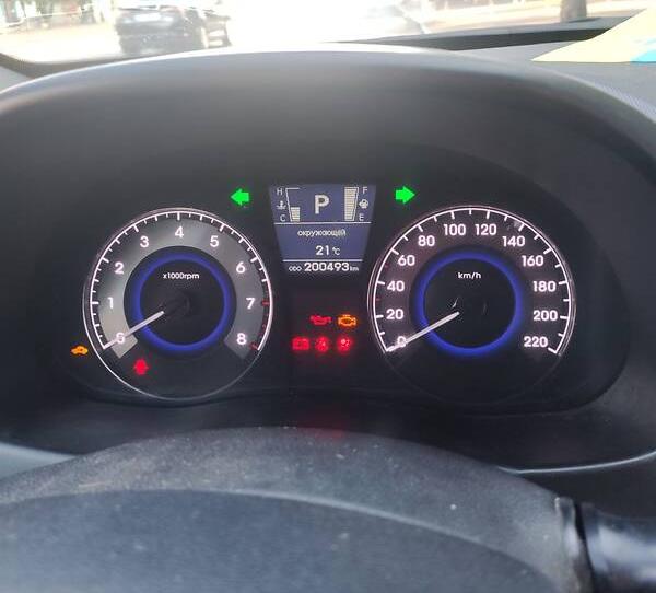 Hyundai Accent 1 2014