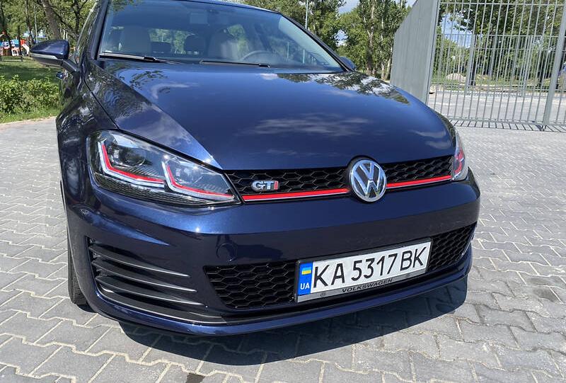 Volkswagen Golf VII 2015