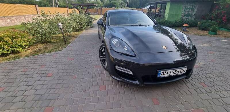 Porsche Panamera 2012