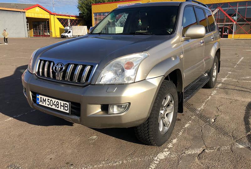 Toyota Land Cruiser Prado 120 2005