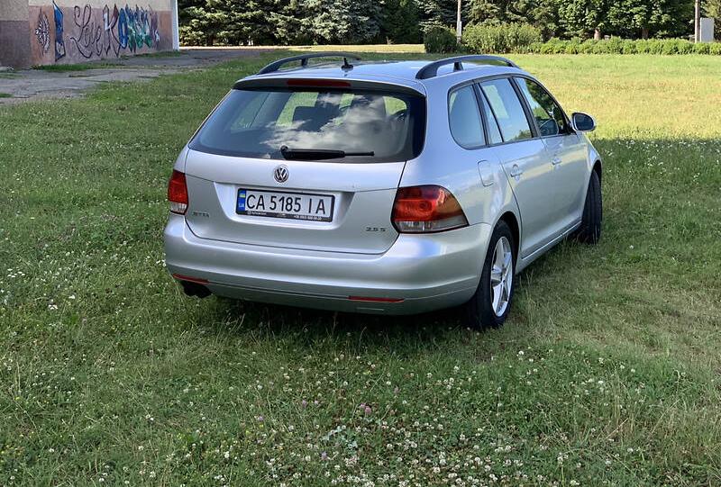 Volkswagen Jetta 2011