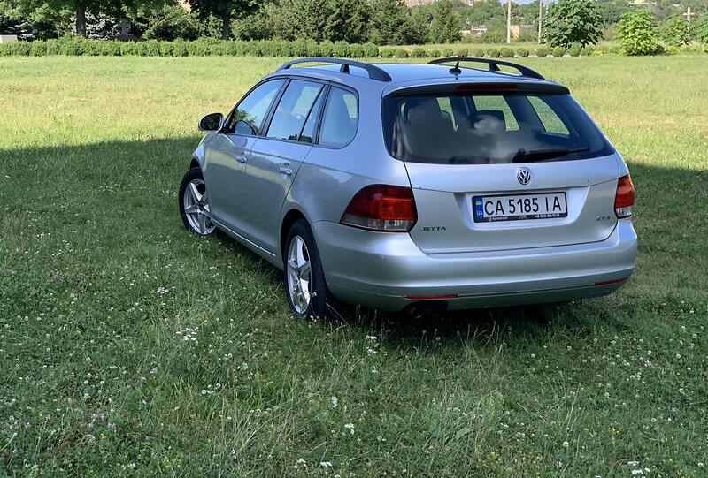 Volkswagen Jetta 2011