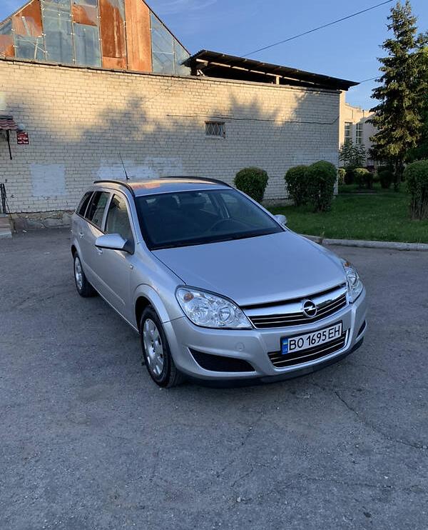 Opel Astra H 2008