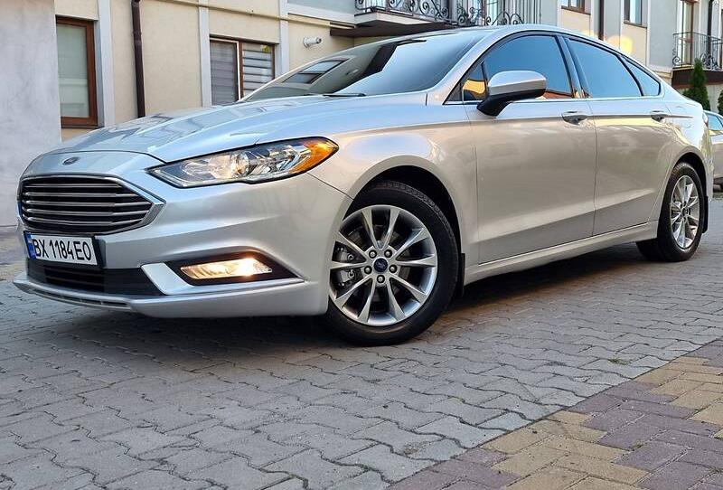 Ford Fusion 2.5 SE 2017