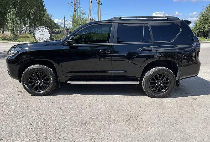 Toyota Land Cruiser Prado 150 2021