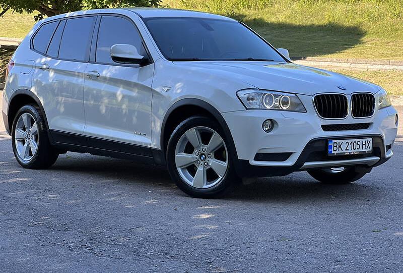 BMW X3 2011