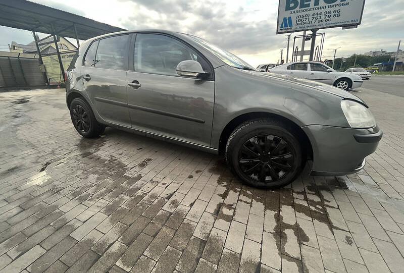 Volkswagen Golf V 2005