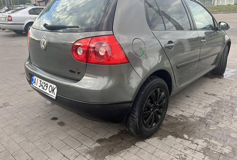 Volkswagen Golf V 2005